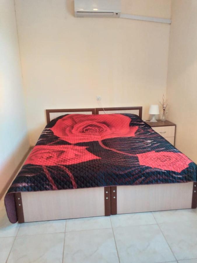 Solnechny Bereg Guest House Gudauta Exterior foto