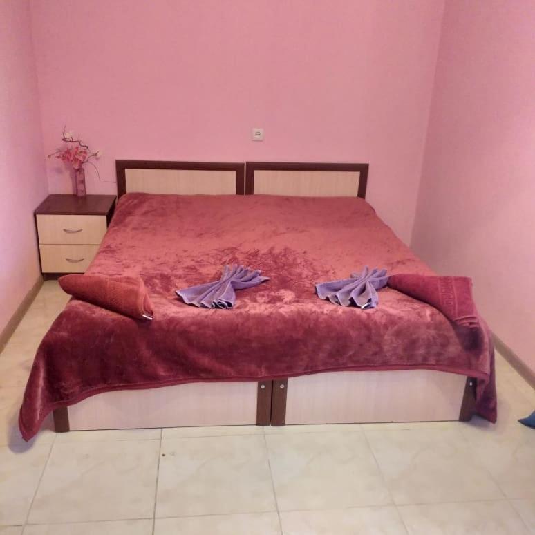 Solnechny Bereg Guest House Gudauta Exterior foto
